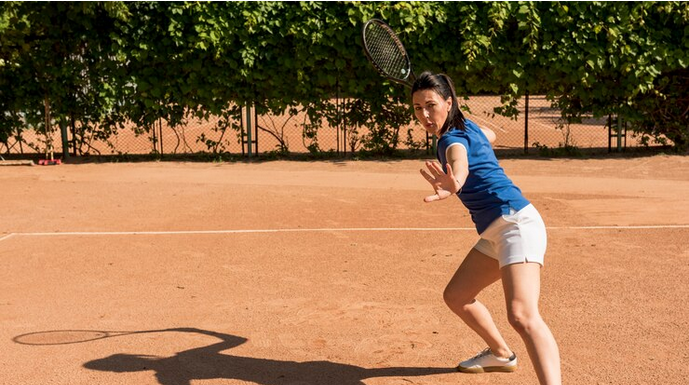 The Intersection of Sports and Technology: Wearables and Gadgets